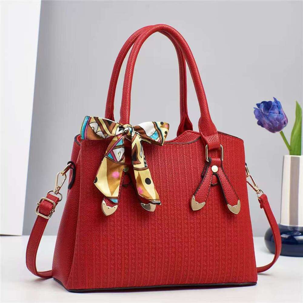 Fashion Trendy Single Shoulder Simple New Style Versatile Korean Version Crossbody Bag Personality 2025 Women's Handbag