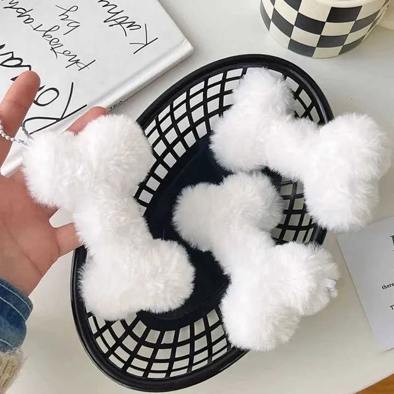 31PCS Cute Animals Bone Plush Toy Keychain Girls Fluffy Soft Cute Backpack Bag Pendant White Keychain Charms Keychains GiftsXJ250928