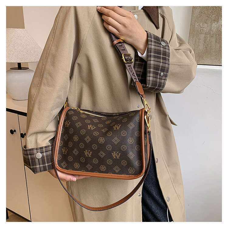 Fashion Designer Bags Shouler Bag for Women 2025 New Pattern Printed Boston Pillow Bag Shoulder Casual Crossbody Bag H260318