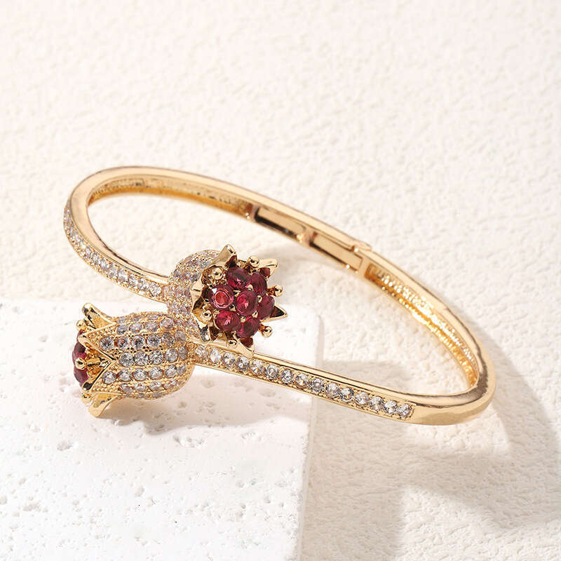 Designer Luxury bangle jewelry for women Serpentine Rose Flower Bracelet alloy plated with 18K gold Zircon Exquisite High-end and Festival Holiday gif