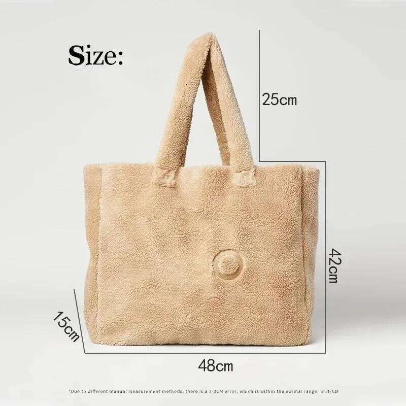 Best Seller Designer Bags 2025 Autumn And Winter Trustworthy Sherpa Yoga Cute Handbag Plush Shoulder Comfortable Large Capacity Makeup Storage Bag