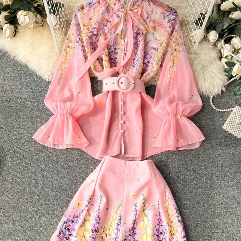 Retro Royal Flower Printed Womens Two Piece Set with Puff Sleeves Ultra Thin Womens ShirtHigh Waist Wide Leg Shorts 2024 Summer Wear 240524bj