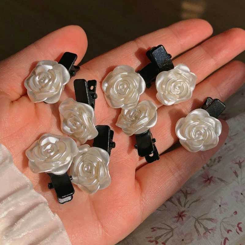 Fashion New Vintage White Roses Hair Clips Coiled Camellia Flower Headdress Bangs Clip Girl Accessories for Women W250928