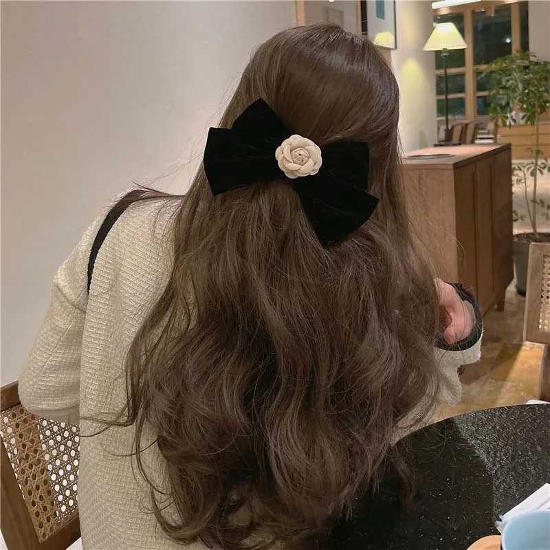 Elegant Black Velvet Camellia Hair Clip Rhinestone Bowknot Spring Clip Women Korean Hair Styling Barrettes Ribbon Bow Hairpins W250928