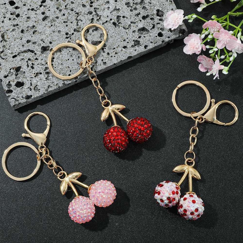 Luxury Cherry Charm Handbag Pendant Keychain for Womens Exquisite Internetfamous Crystal Cherry Bag HighGrade Pendant Y250928as