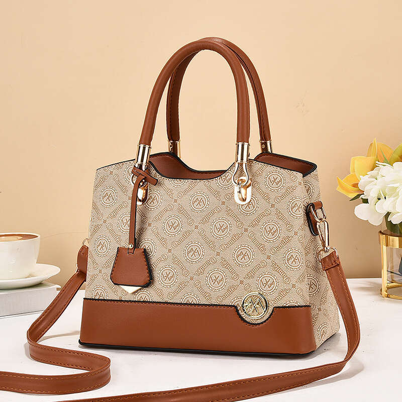 Single Shoulder Crossbody Elegant Mom Bag Versatile 2025 Summer New Fashion Handbag for Middle-aged Women