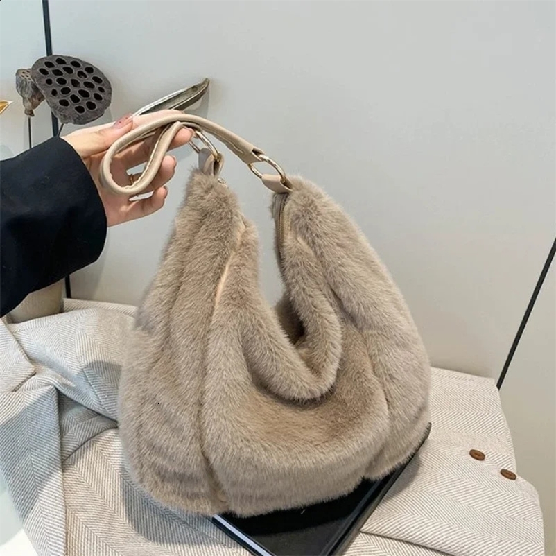 Winter Cotton Fabric Zipper Soft Shoulder Bags Large Capacity Versatile Handbags 2024 High Quality Furry Sweet Womens Bags241226bj