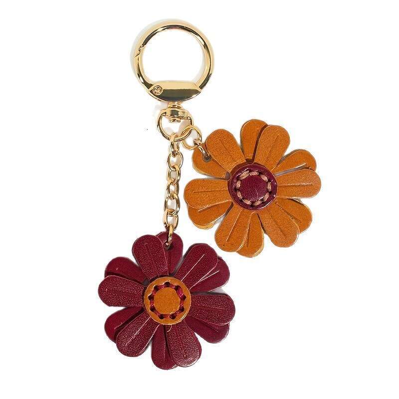 Creative Little Daisy Bag Hanging Sunflower Leather Car Key Decoration Keychain Cute Style