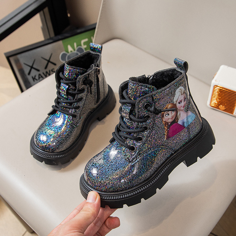 Autumn and winter girls' wool lined Martin boots, trendy princess boots, children's leather boots, non slip soft soled short boots, designer