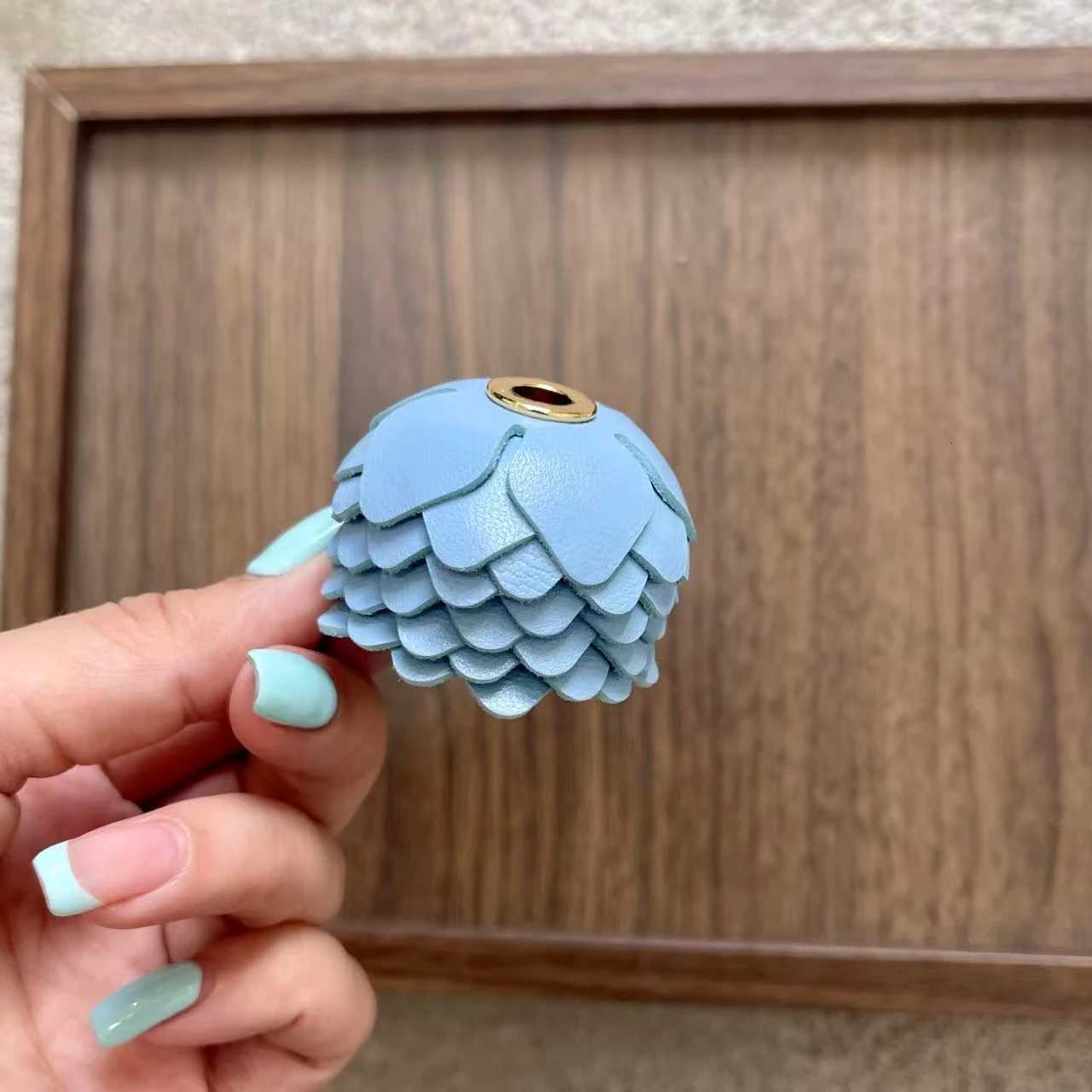 Luxury Cute Animal Leather Pendant DIY Kit Make Your Own Beaded Bag Charm Car Hanging Ornament Y250928as