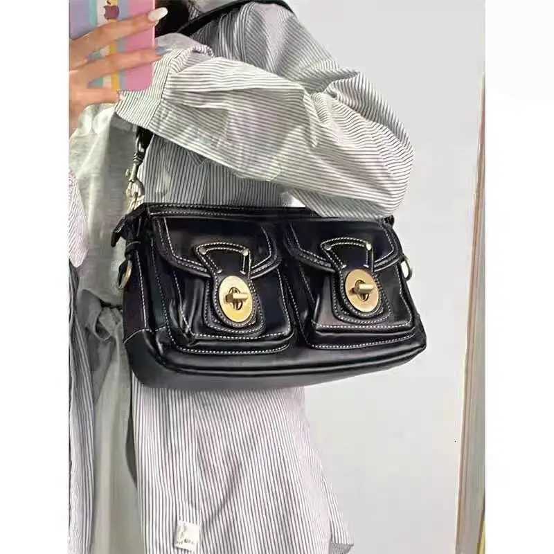 Retro Motorcycle Womens Bag 2025 Autumn Winter New HighEnd Tote Bag Faionable Individual Match Single oulder Slant Bag Z250928