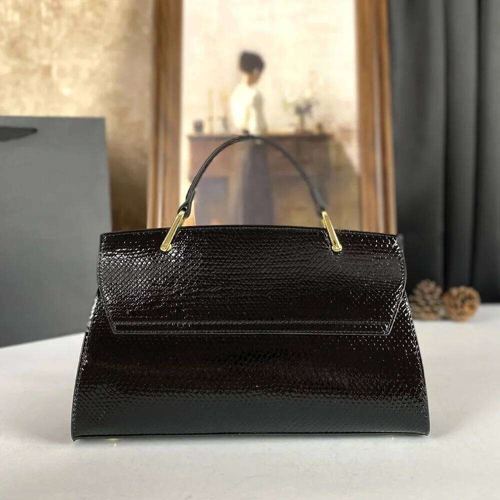Designer Bag High End Fashion European And American Large Capacity Hand-Held Crossbody Bag, Temperament Light Women's Bag