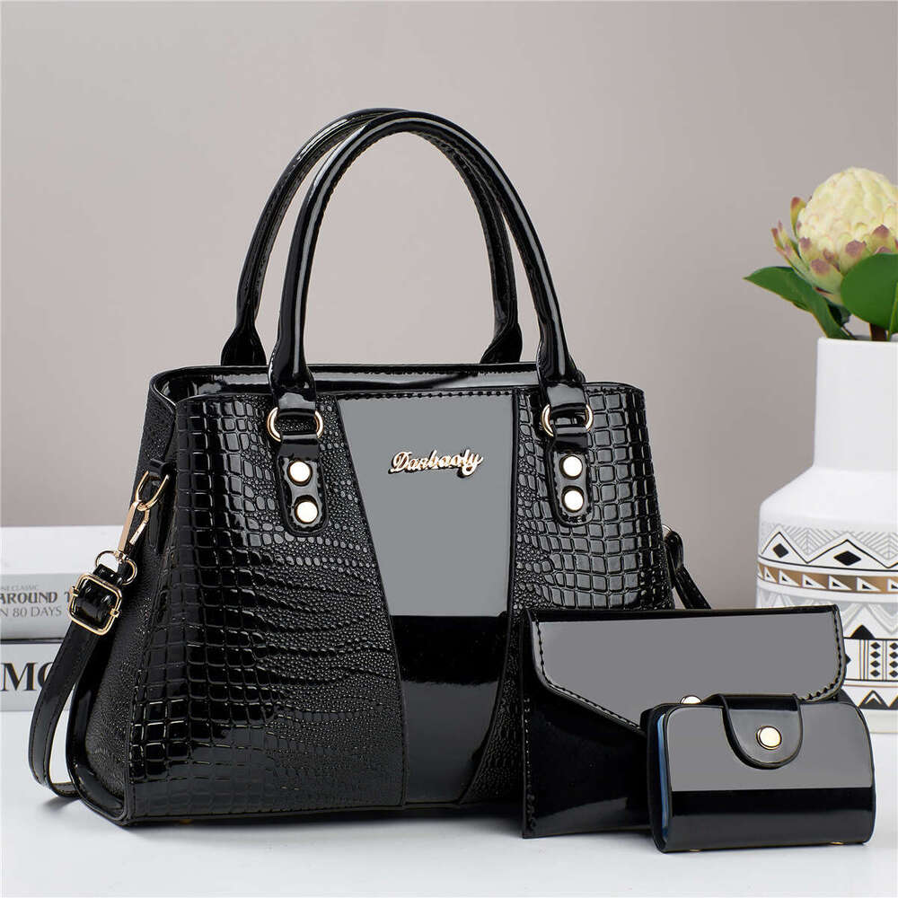 Large New Single Shoulder Crossbody Bag Handbag for Women Fashion 2025 Versatile Spring