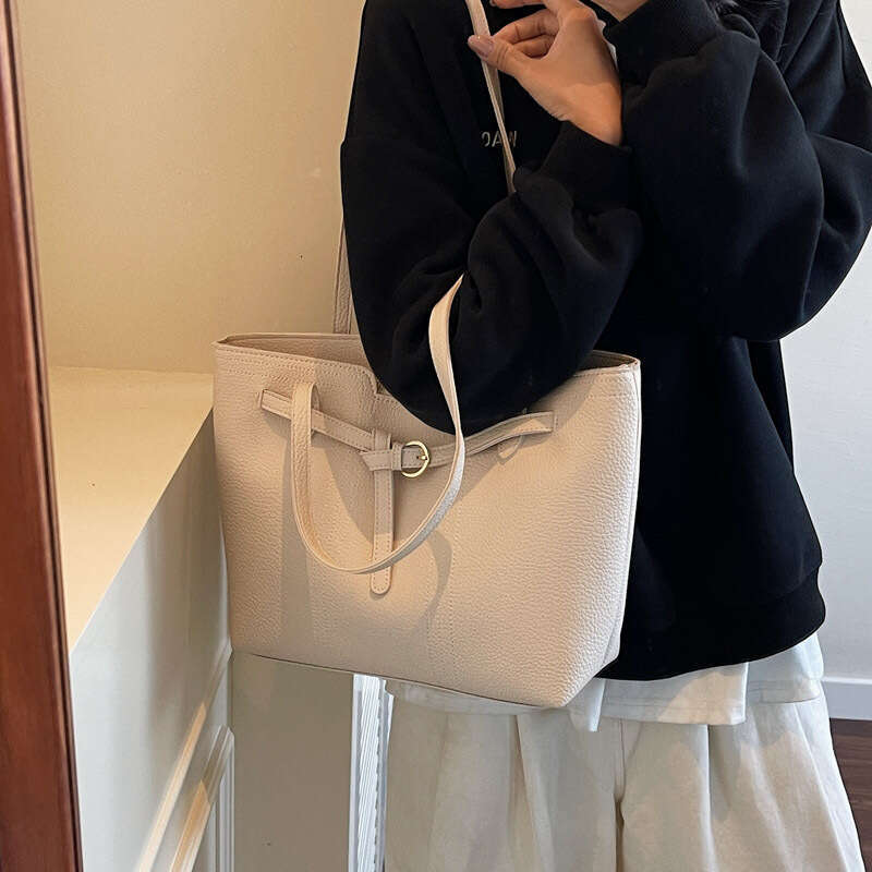 Casual Handbag Designer Bags 2025 New Fashion Large Capacity Tote Trendy Commuter Crossbody Bag for Women