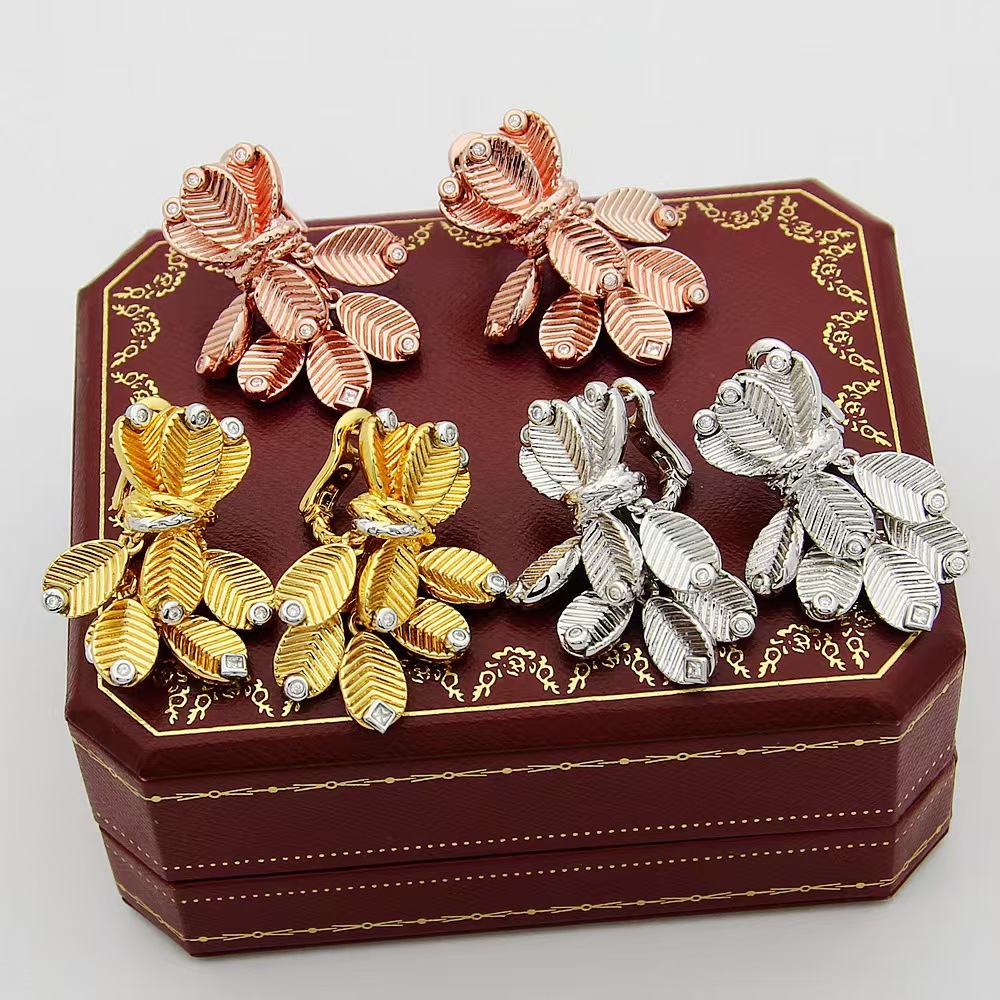 Luxury brand Love earrings Classic coffee bean leaf leaf earrings High quality designer jewelry for women