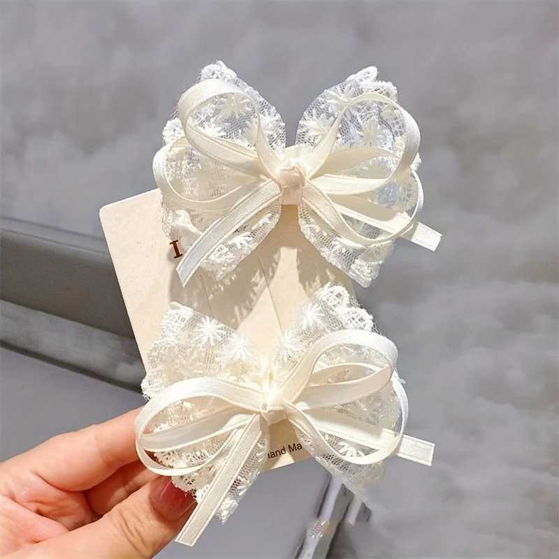 2Pcs Elegant Le Bow Hairpins Women Fashion Red Ribbon White Floral Design Travel Casual Hair cessory Elegant Hair Clip L250928YSF5