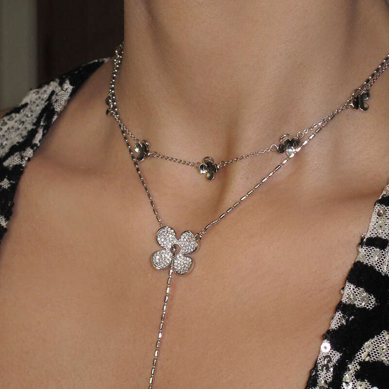 Necklace Designer Luxury jewelry for women Flower Zircon Copper plated with 18K gold Vintage Sweet Elegant Fashion High end Festival Vacation gifts