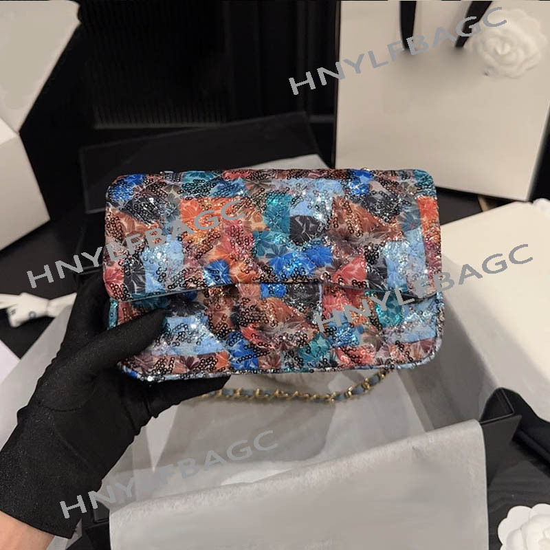 Ladies Shiny Sequins Tweed Classic Flap Bag Colorful Flower Pattern Designer Shoulder Handbag Golden Hardware Matelasse Chain Stylish Crossbody Tote Purse 20cm