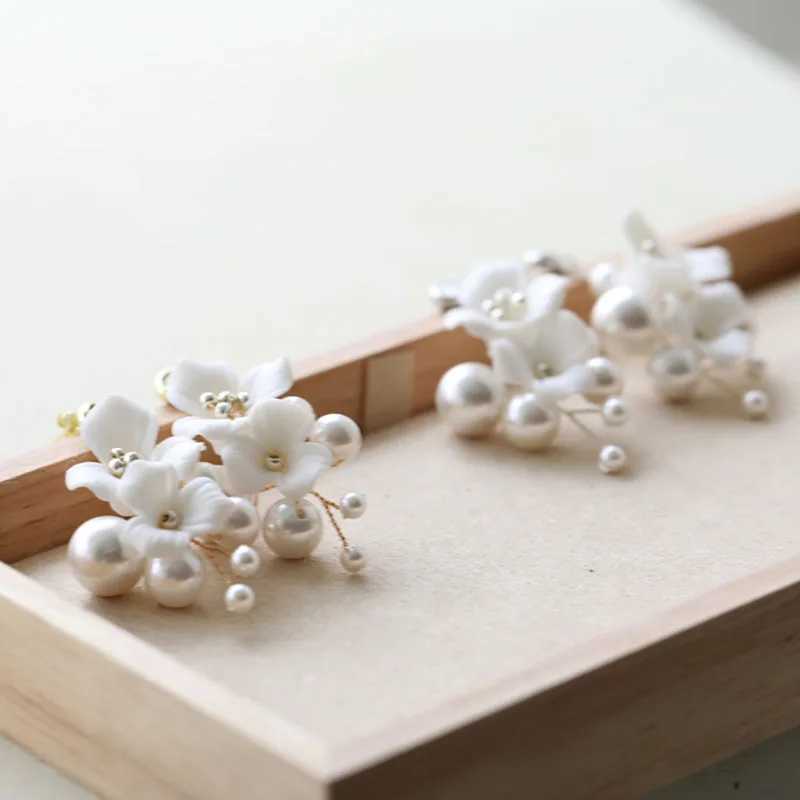 SLBRIDAL Handmade INS Ceramic Flower Leaf Pearls Bridal Hair Pin Set Wedding Hair Sticker Hair cessories Women Hair Jewelry L250928133Q