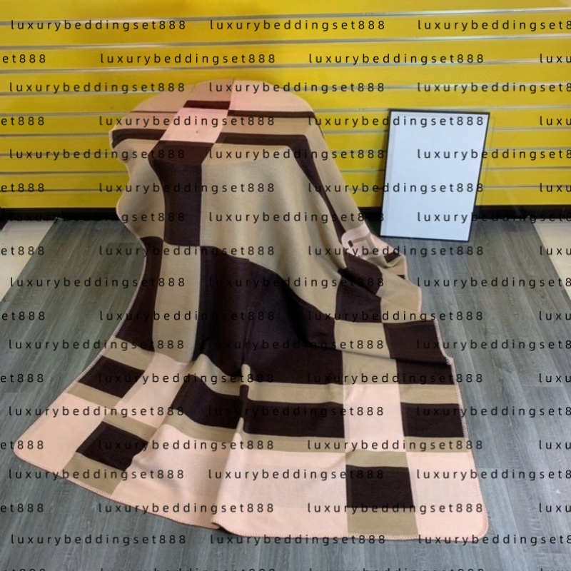 H Home Cashmere Wool Blanket Sofa Single Letter Blankets Home Textiles Office Nap Air Conditioning Cover Blankets Designer blanket Airplane Blanket