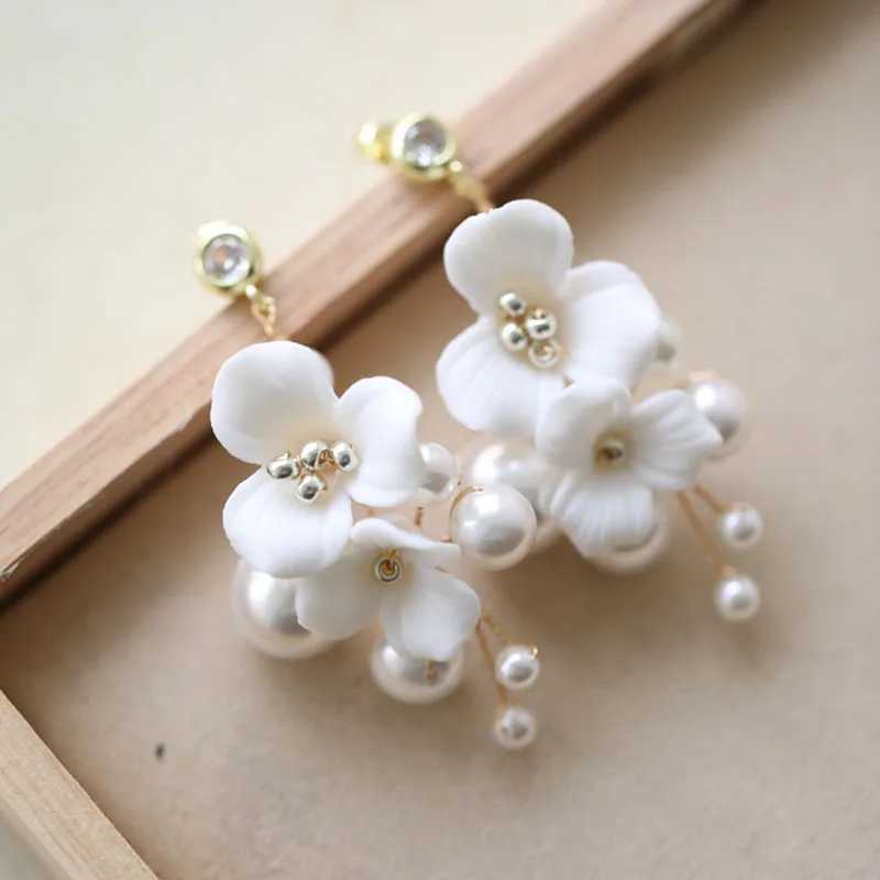 SLBRIDAL Handmade INS Ceramic Flower Leaf Pearls Bridal Hair Pin Set Wedding Hair Sticker Hair cessories Women Hair Jewelry L250928133Q