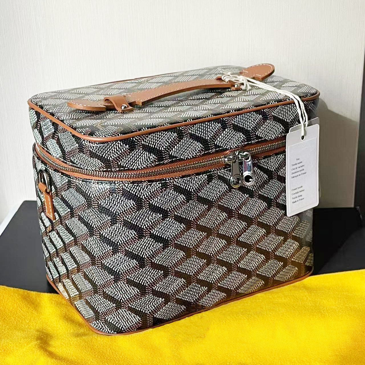 Luxury Designer makeup bags fashion bag Muse Vanity Case cosmetic bag Womens mens handbags leather tote bag Top quality crossbody Shoulder bag travel bag Evening Bag