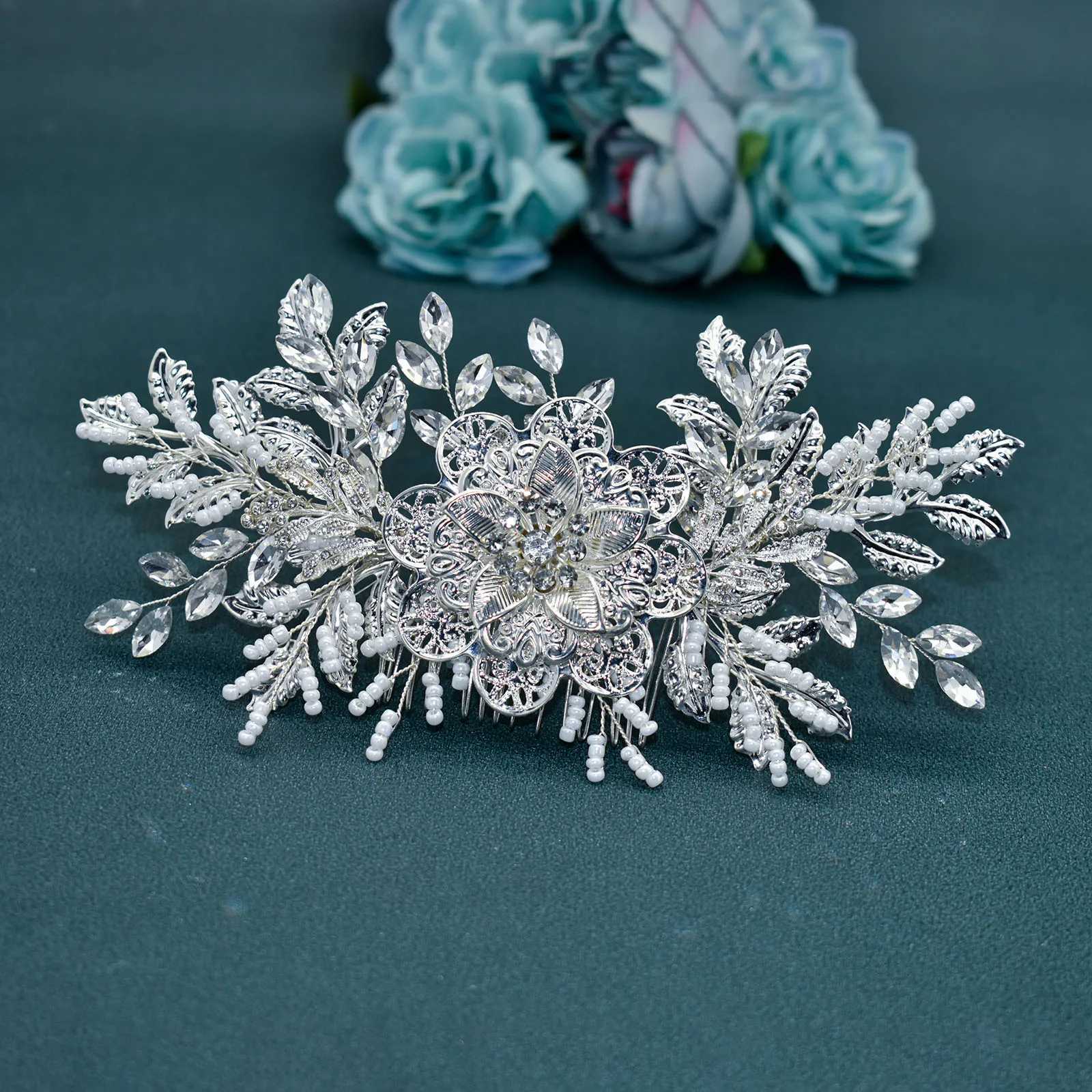 DZ099 Handmade Women Tiara Leaves Wedding Hair Comb Vintage Bridal Hair cessories Shiny Rhinestones Flower Bridal Hairpins L250928V2MB