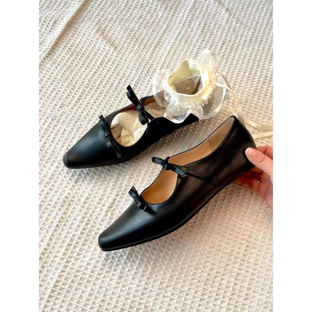 Genuine French Pointed Toe Shallow Mouth Bowknot Flat for Women 2025 Spring New Versatile Mary Jane Small Leather Shoes