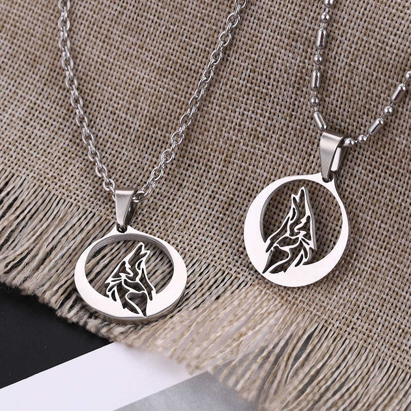 Metal nameplate hollowed-out letter necklace for women, trendy Korean style, simple pendant. Stainless steel collar chain neck chain.