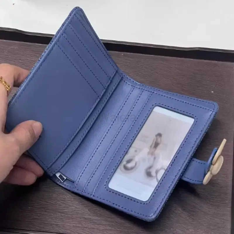 Sanrio Kawaii Hello Kitty Floral Embroidery Wallet Short Zip Purse Portable Storage Coin Bag Cute Cat Pattern Girls Women Gift Hot Sale L250929