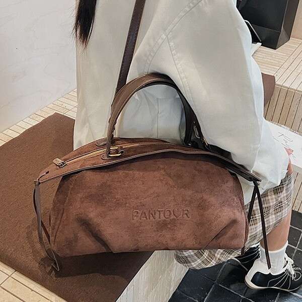 2025 Autumn Winter New Trendy Designer Bags Shoulder Commuter Crossbody Bag Korean Style Mheelard Handhheeld Tote for Women