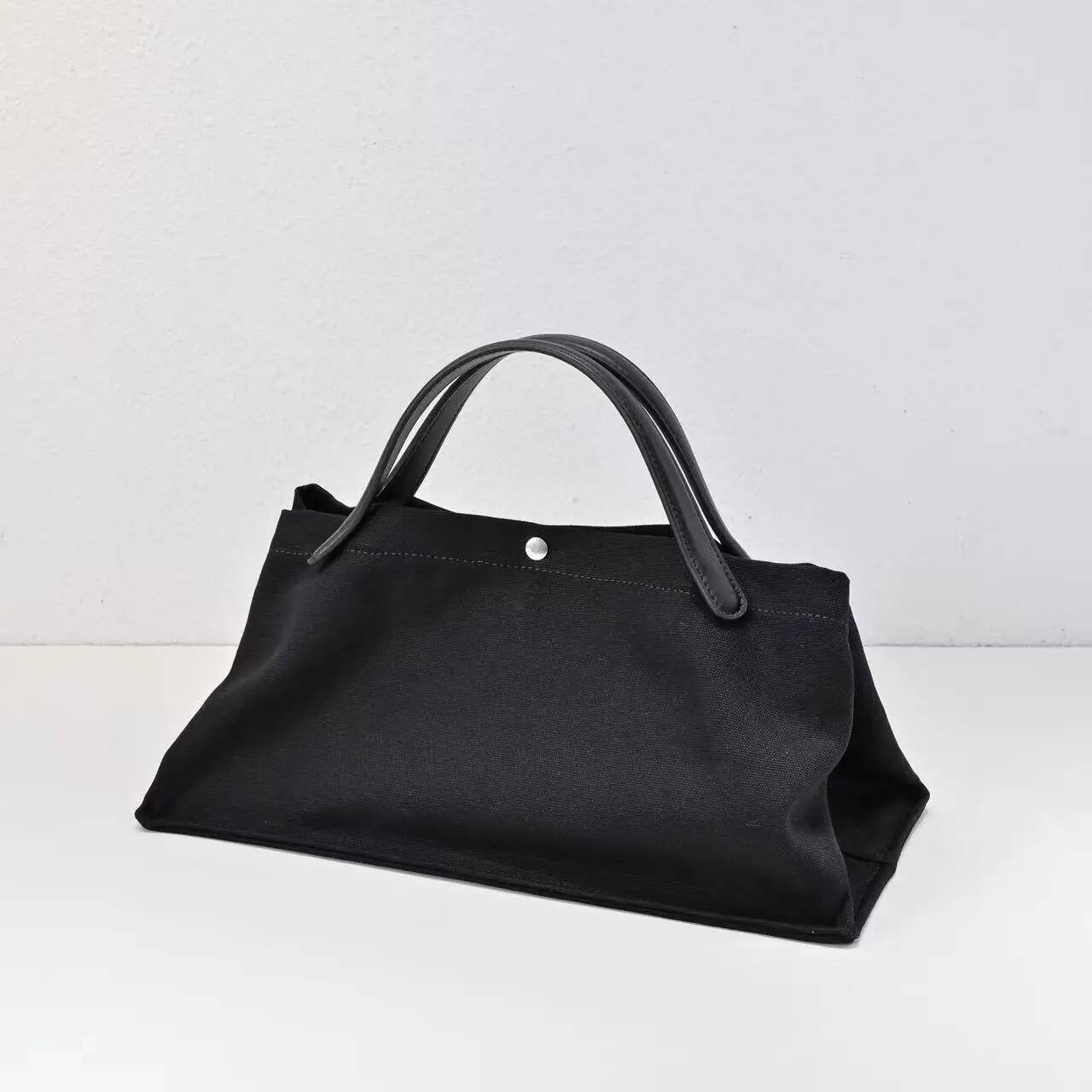chongsukei 2025 new canvas bag exclusive custom material simple and atmospheric fine lines delicate and elegant highend