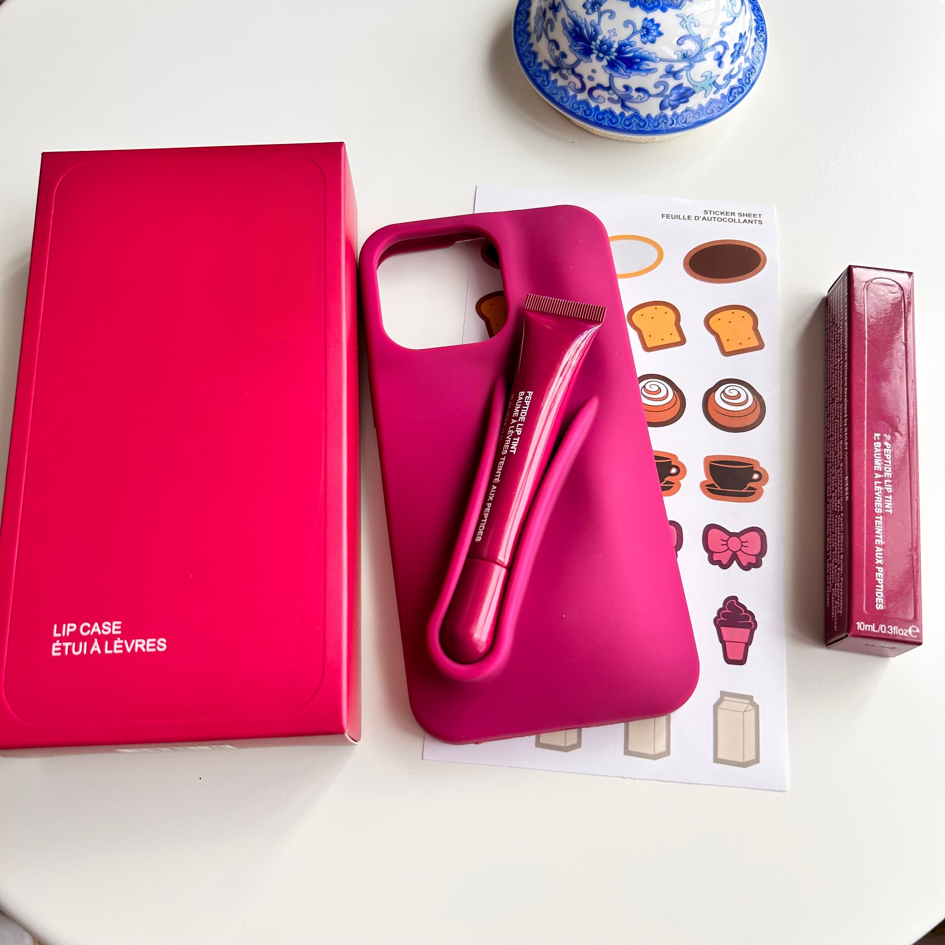Rhodeos Lip Gloss Designer Phone Case for Apple iPhone 17 pro max cases 16 Luxury Silicone Lipgloss Lipstick Make-up Cosmetic Lip Balm Lens Bump Back 