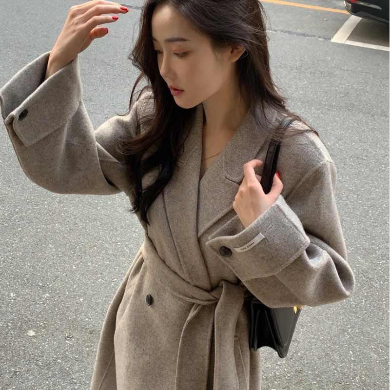 Korean Chic Style Herringbone Suit Collar LaceUp MidLength Woolen Coat Autumn Winter New Woolen Overcoat for Women 241202