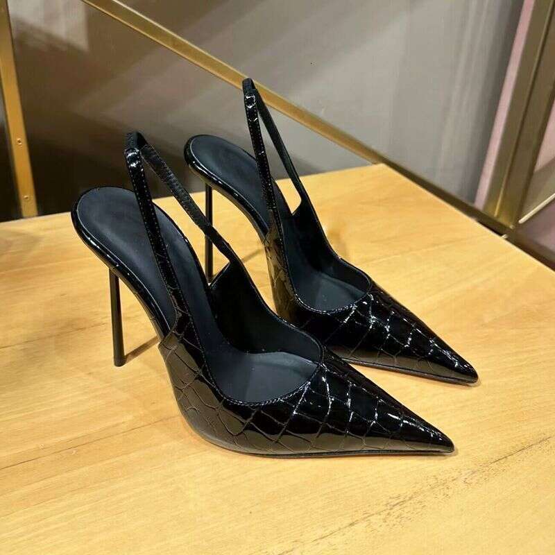 New Shoes 2025 Women's Autumn Black Designer Shoe High heels Stiletto Pointed Toe Shallow Backless Sexy French Style Pumps