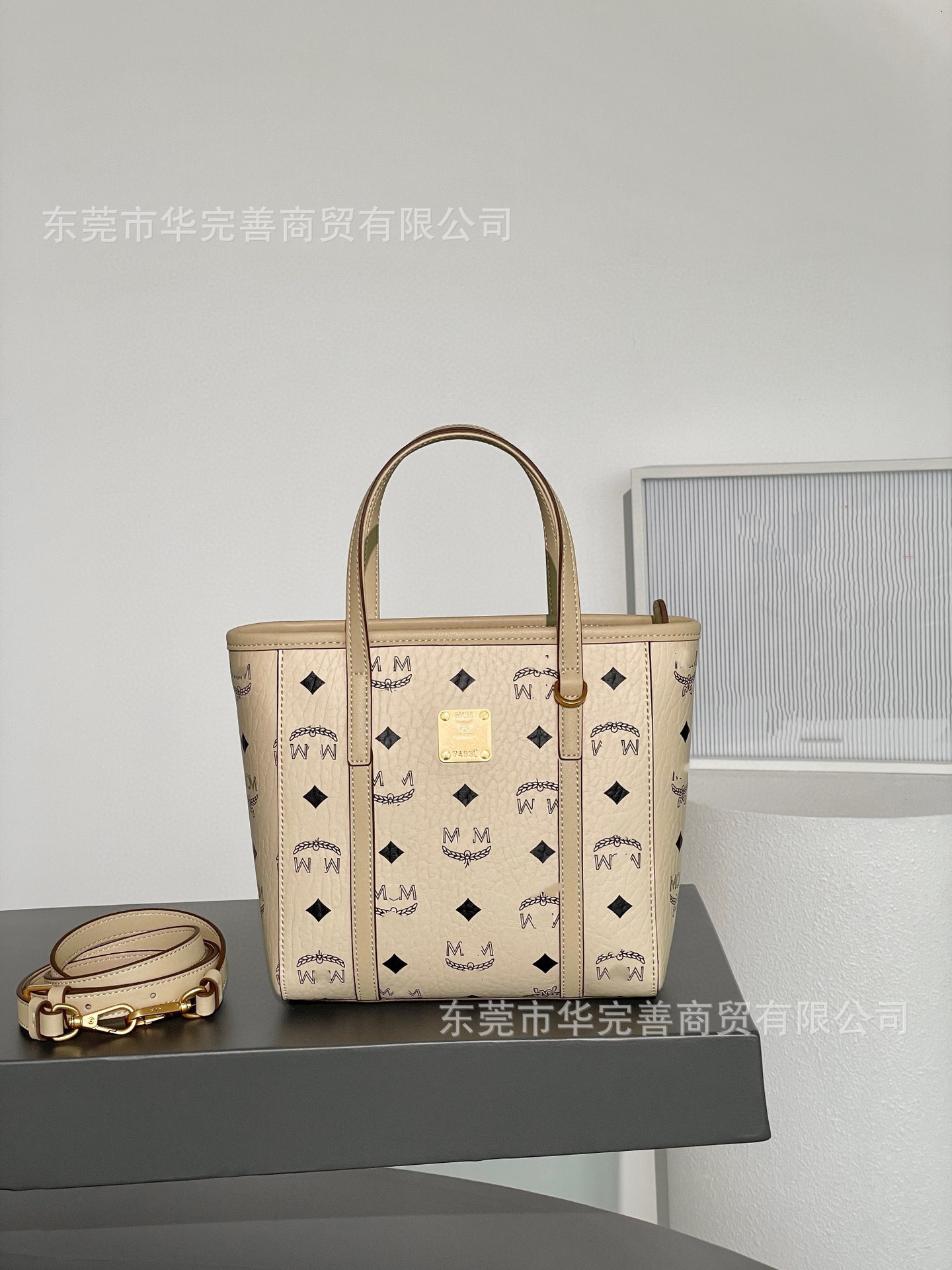 Classic luxury leather wallet retro mini M vegetable basket C handbag M small tote bag versatile commuting single shoulder crossbody bucket women'