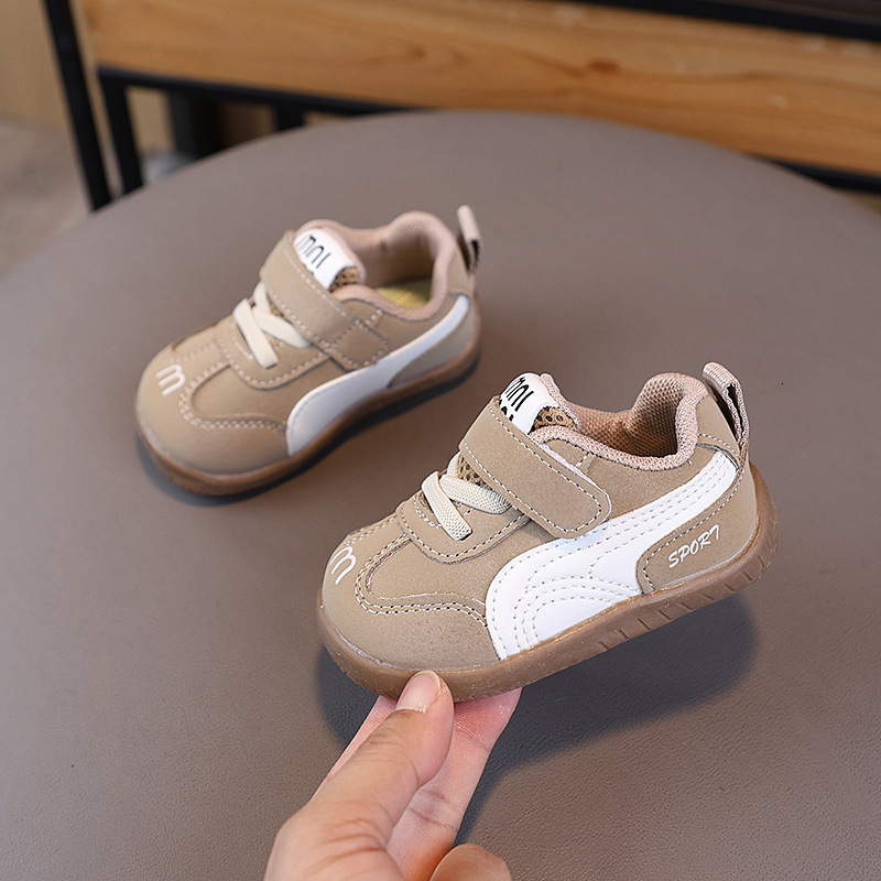 Wear resistant men's and women's German training shoes anti slip soft sole leather surface baby walking Forrest Gump autumn new casual Desig