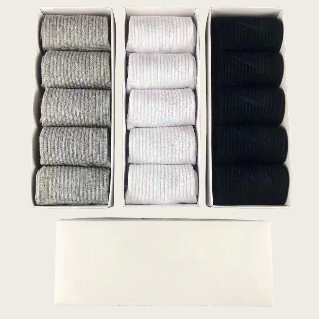 of brand men's and women's pure cotton socks, white and black socks, men's soft and breathable sports stockings, men's summer and winter multi-color socks