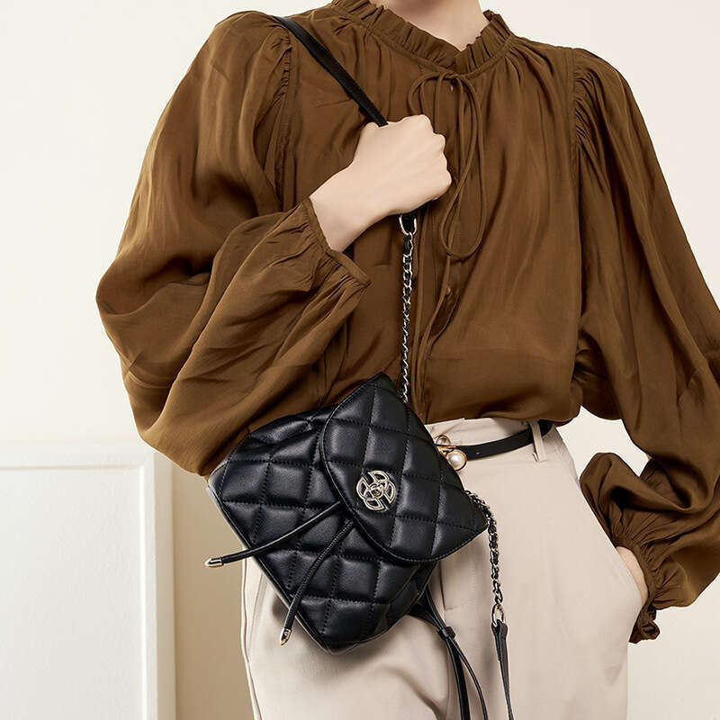 Luxury bag Korean Niche Genuine Leather for Women New Fashion Backpack with Design Sense Large Capacity Bag