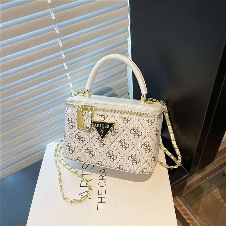 2025 Fashion Designer Bags Womens Squared Bag Chain Makeup Box Bag Shoulder Crossbody Handbag Fashion Korean Style Trendy Women's Bag