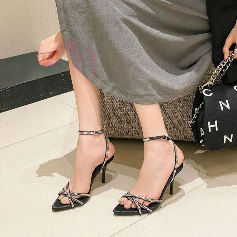 2025 New Fashionable Super Fairy Style Sexy Rhinestone Thin Designer Shoe Strap High heel Sandals for Going Out