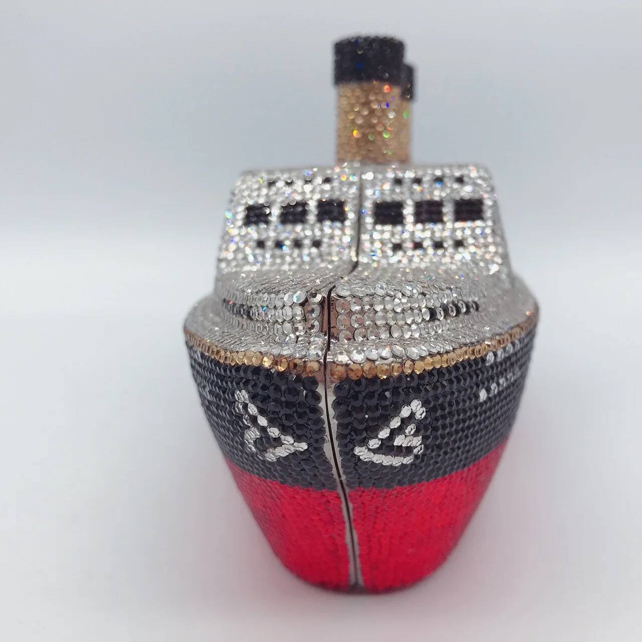 chongsukei New Boat Crystals Clutch Purse RED Blue Women Gems Evening Clutch Bag Wedding Bridal Minaudiere Rhinestones Handbags and Purses