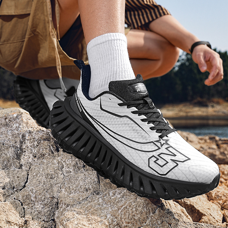 Designer Shoes Couple Running Shoes 2025 New Style Breathable Mesh shoes Shock-absorbing, rebounding, Ultra-light, durable Racing carbon plate shoes F