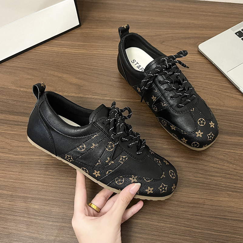 Hot free shipping designer shoes for womens casual shoes brown black New Fashionable Flat Outdoor Sports Casual Shoes