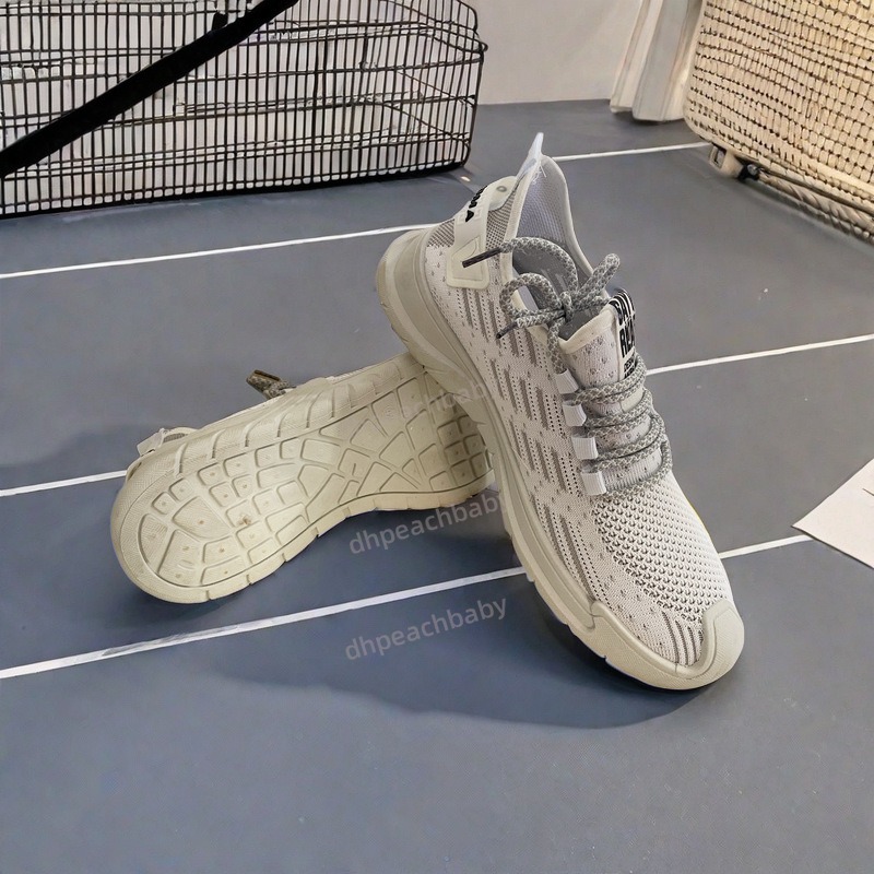 Summer Friendly Athletic Sneakers with Fly Knit Technology Sports Men's Shoes Summer Mesh Surface Breathable Trend Explosive Non-smelly Foot Casu - view 7