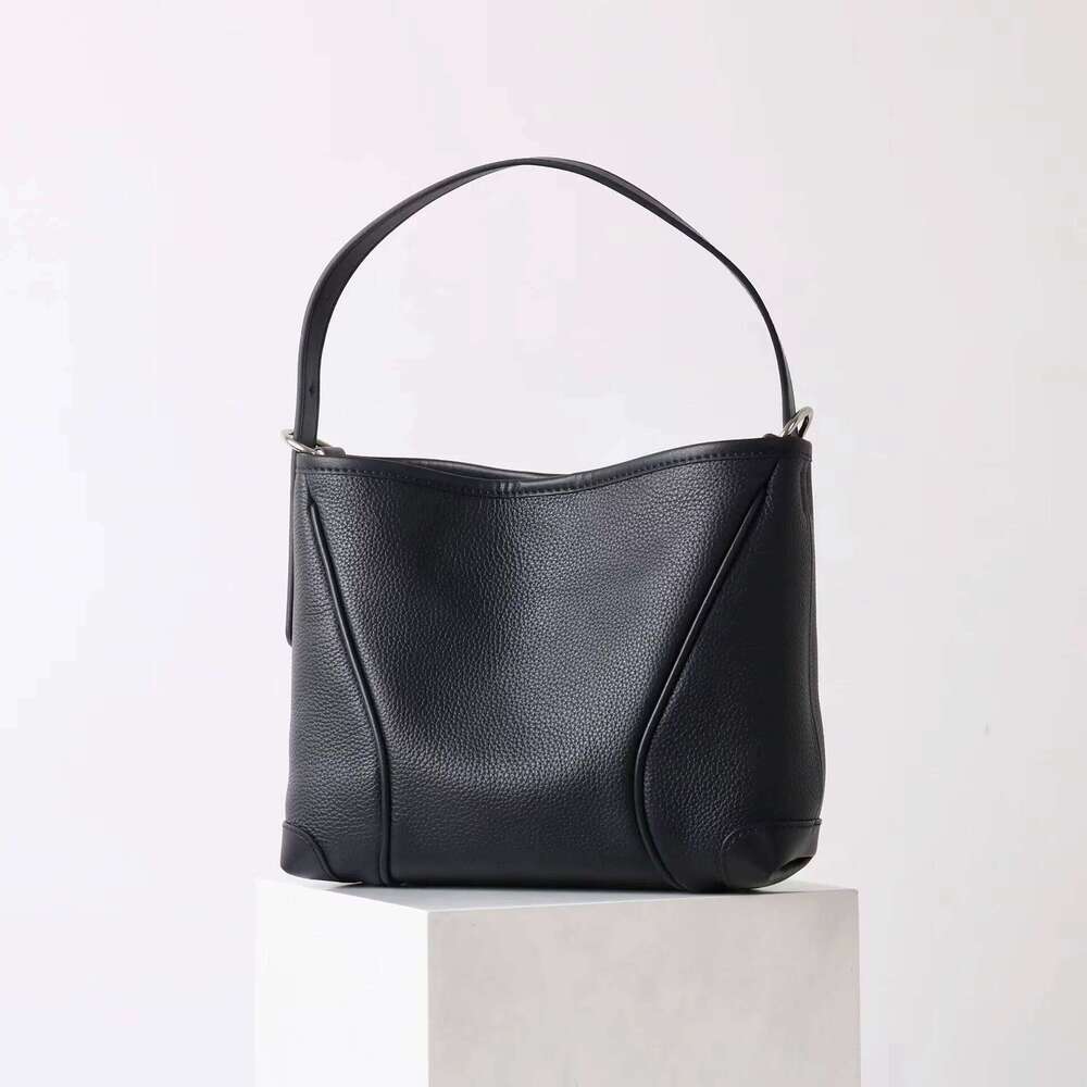 Luxury bag genuine leather handbag first layer soft cowhide bucket versatile simple shoulder contrasting color messenger