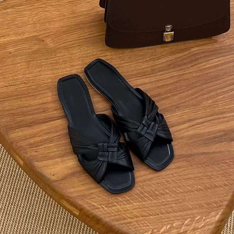 Genuine Leather Korean Style Row Flat Sandals for Women Outdoor 2025 New Beach Cross Woven Slippers