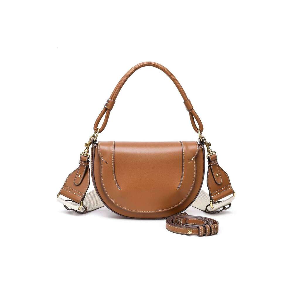 Fashionable And Casual Hand-Held Saddle Bag, Versatile For Commuting, Single Shoulder Crossbody Bag