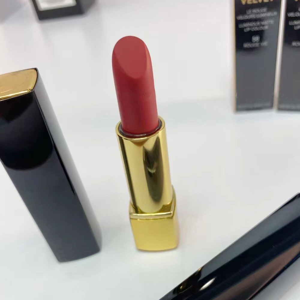 Top Quality Brand Designer Rouge Velvet Lipstick Gold Tube Luminous Matte Lip Colour Lipstick Longwear Easy Color Lip Beauty Cosmetic