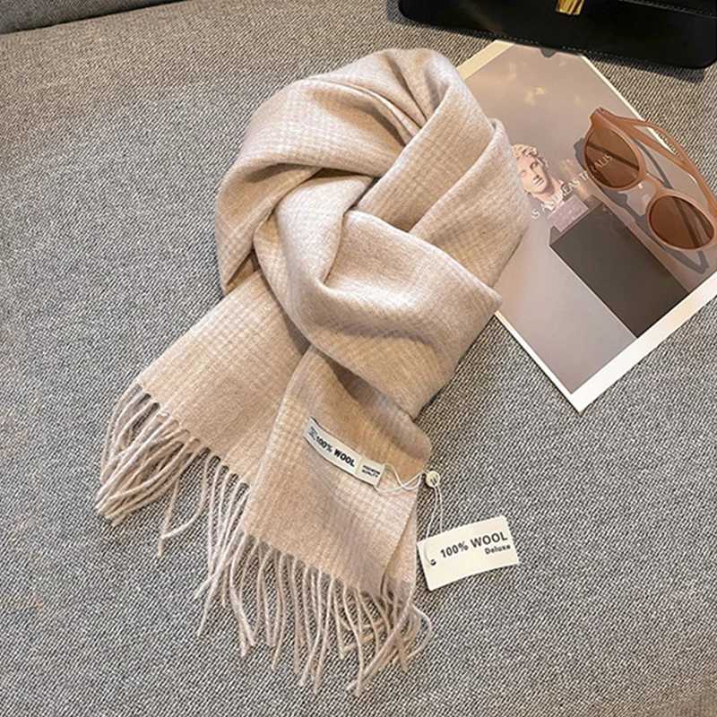 Winter Narrow Scarf Wool Plaid Scarves Hot Selling Thicken Shawls Poncho Men Women Universal Warm and Cold Proof Stole L250928